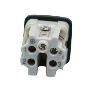 BTM-SA004M - Macho 4 polos + terra - 10A - 250V